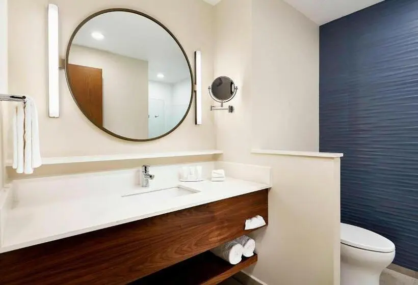 Standard-huone King-vuode, Fairfield Inn & Suites By Marriott Cancun Airport