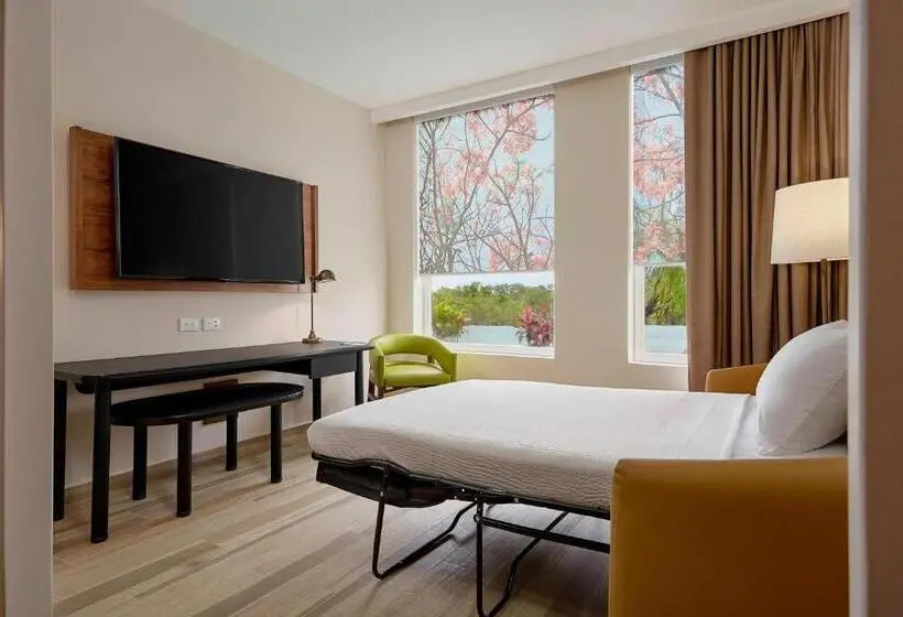 Sviitti King-vuode, Fairfield Inn & Suites By Marriott Cancun Airport