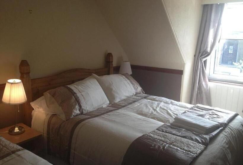 اتاق سوپریور سه تخته, Glengorm Guest House