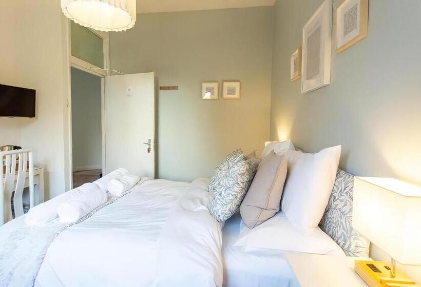 חדר סטנדרט חדר אמבטיה משותף, Poole Park House