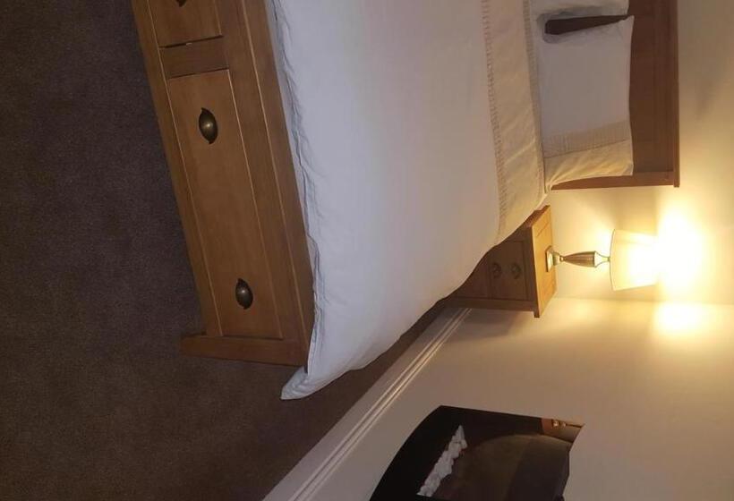 اتاق استاندارد با تخت بزرگ, Roosecote Guest House