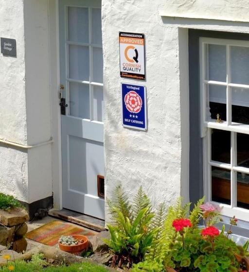 Апартаменты 1 Спальня Вид на Сад, Stratton Gardens