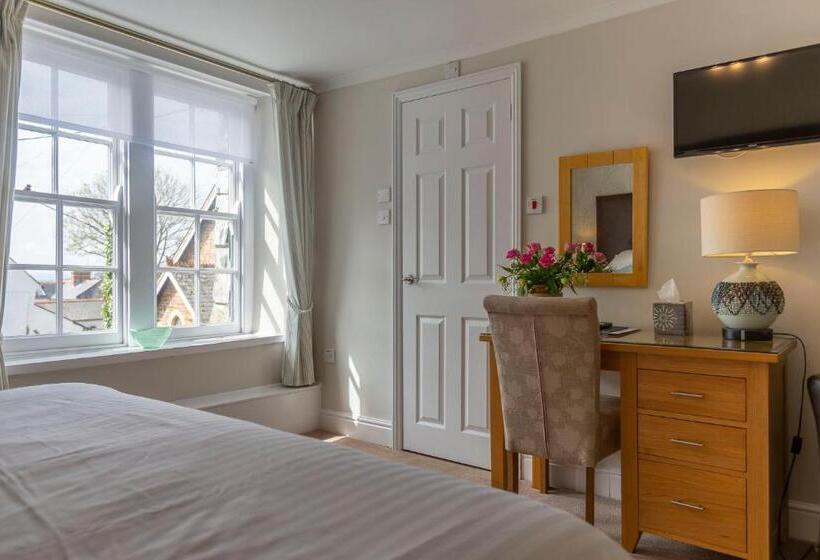 Апартаменты 1 Спальня Вид на Сад, Stratton Gardens