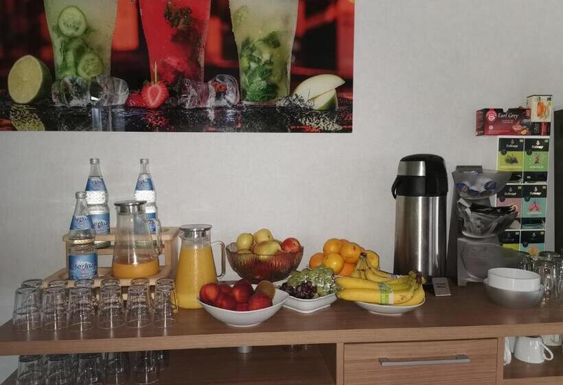 Standard room with outdoor bath, Pension Zur Alten Post