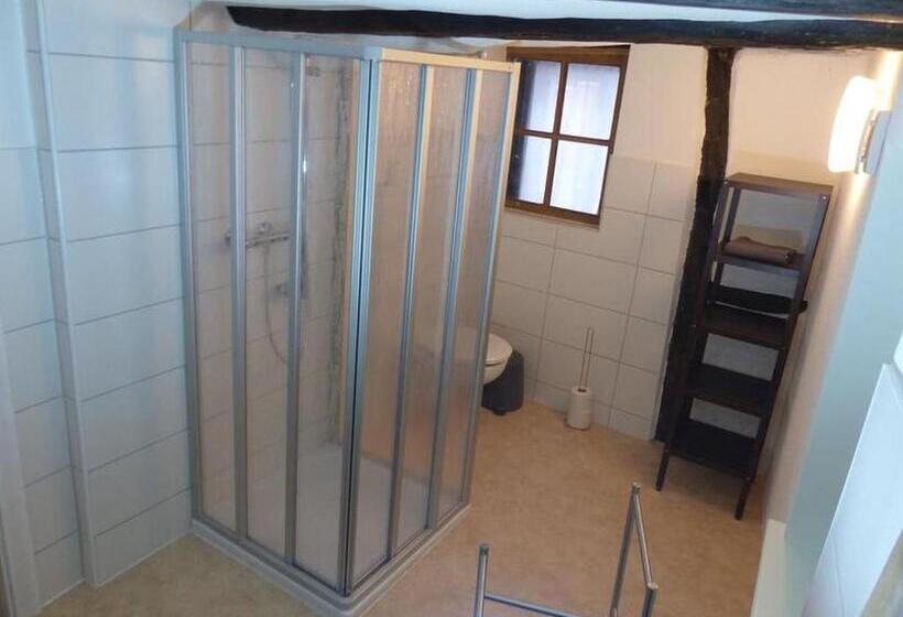 Апартаменты 1 Спальня, Ferienwohnungen Homberger Altstadt