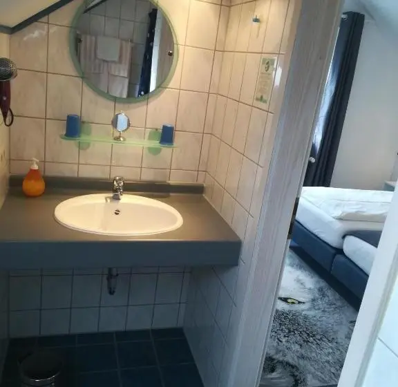 スタンダードシングルルーム, Pension Gästehaus Birgit