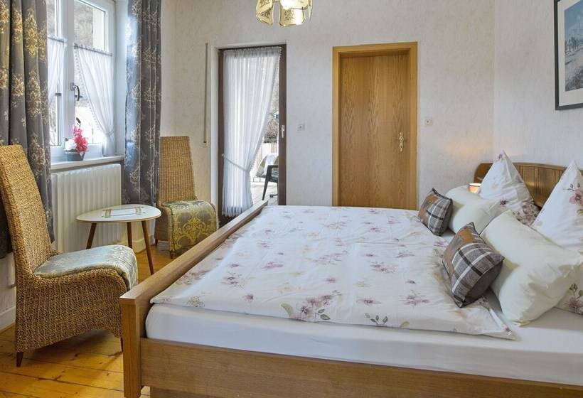 חדר סטנדרט עם מרפסת, Pension Haus Am Walde Brodenbach, Mosel