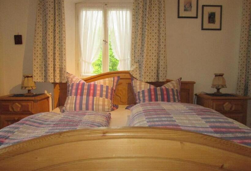 Apartamento 1 Dormitório com Sacada, Biererhof