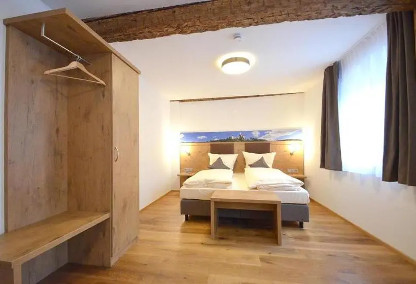 ファミリーステューディオ, Bauer Gastezimmer