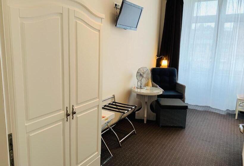 Номер Стандарт Индивидуальный, Zum Weißen Haus