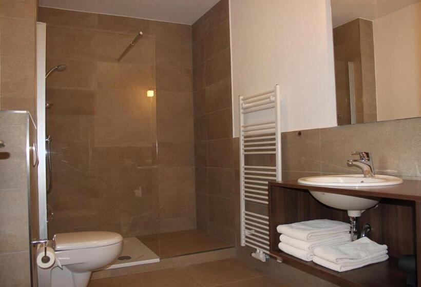 غرفة قياسية ثلاثية, Gasthof Tepferdt