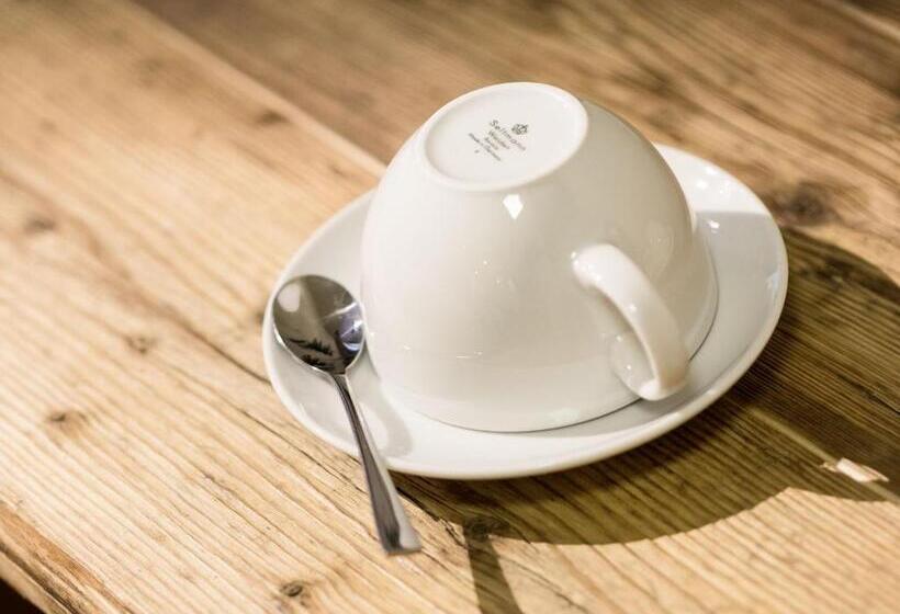 Quarto standard, Webers Alte Backstube