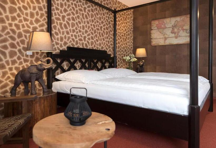 استودیوی سوپریور, Apartment Laforsch