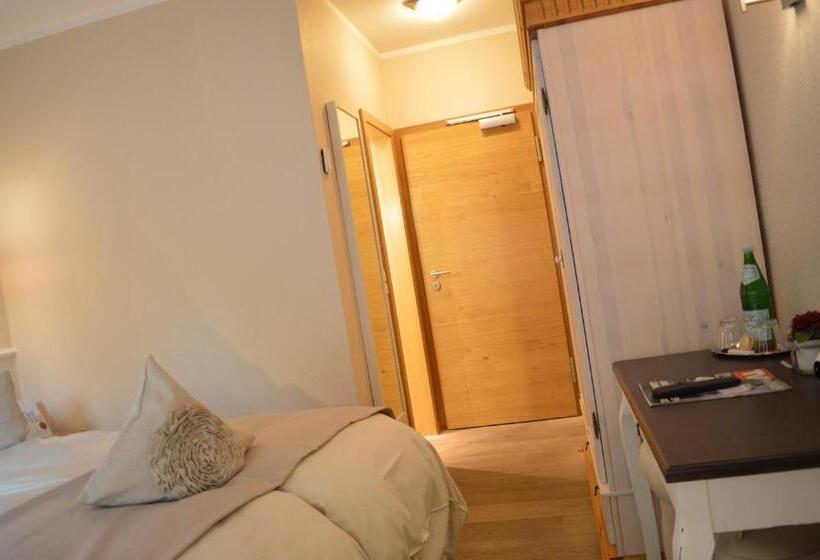 غرفة ديلوكس مزودة بتراس, Landhaus Zum Heidewanderer Mit Thermeplus