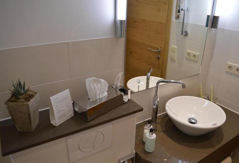 غرفة سوبيريور مزوَّدة بتراس, Landhaus Zum Heidewanderer Mit Thermeplus