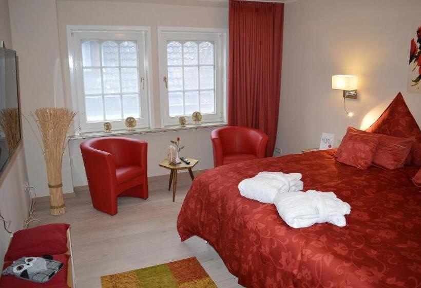 جناح, Landhaus Zum Heidewanderer Mit Thermeplus