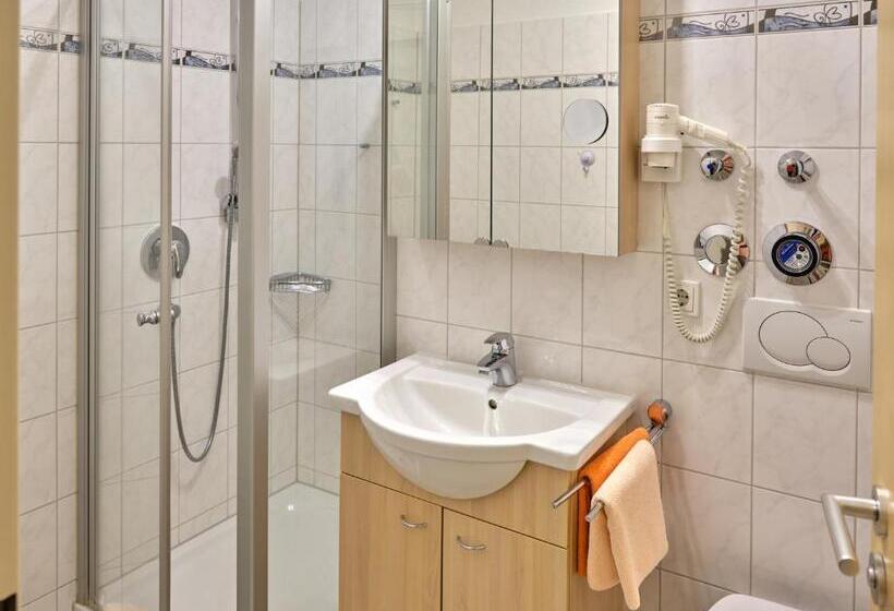 חדר דלוקס עם מרפסת, Appartement Haus Blumenhof