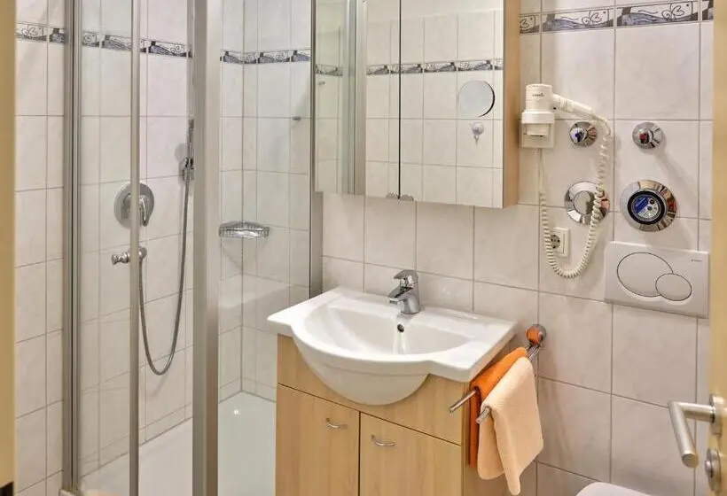 バルコニー付きデラックスルーム, Appartement Haus Blumenhof