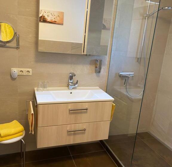 Номер Стандарт Трехместный, Fruhstuckspension Lavendel