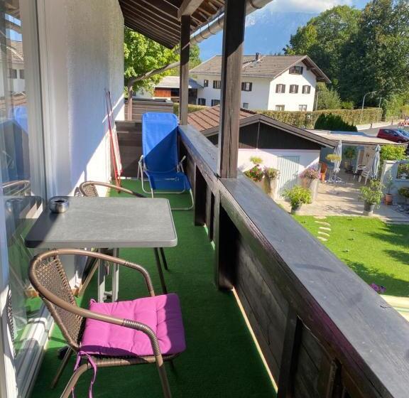 Номер Стандарт Трехместный, Fruhstuckspension Lavendel