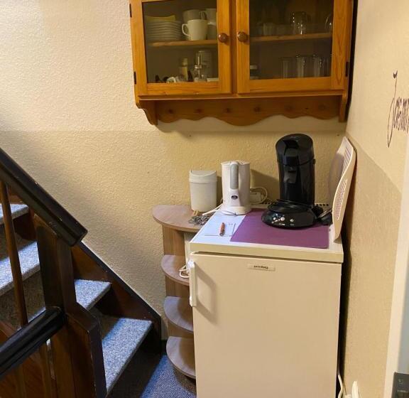 Четырехместный Номер Стандарт, Fruhstuckspension Lavendel