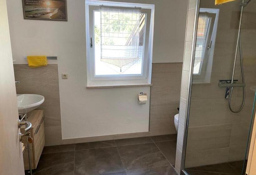 Номер Стандарт Трехместный, Fruhstuckspension Lavendel