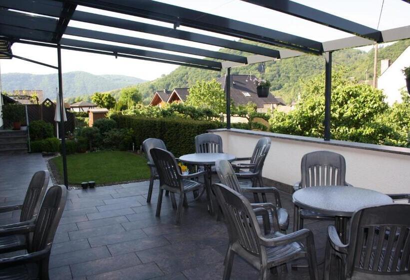 スタンダードシングルルーム, Brunnenhof