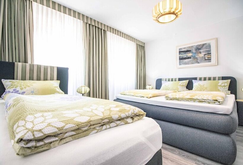 标准三人间, Gasthaus Tannenhof