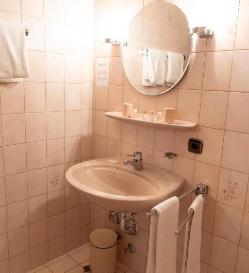 חדר סטנדרט, Landgasthof Hirschen Untermettingen