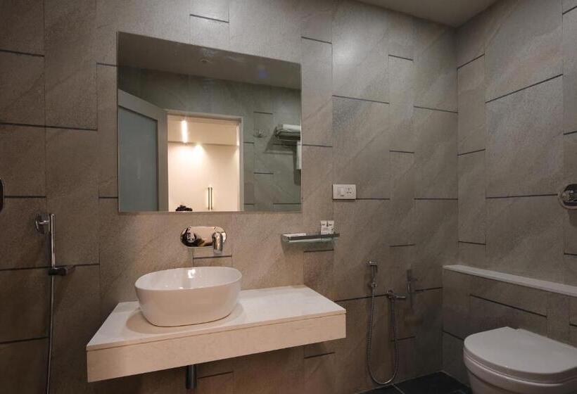 行政房间, Carrefour