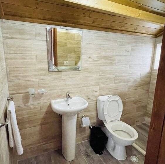 带观景的标准间, Denis Guest House