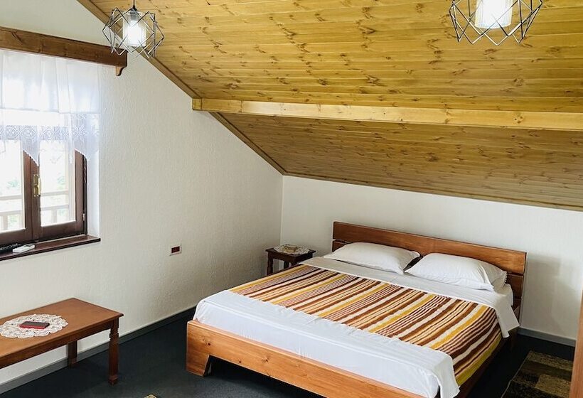 스탠다드 전망 룸, Denis Guest House