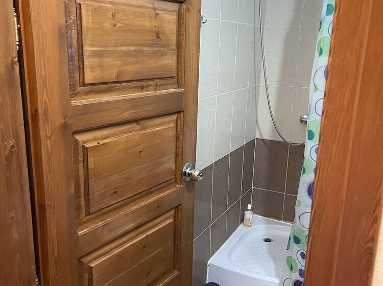 شقة كلاسيكية غرفة نوم واحدة, Denis Guest House