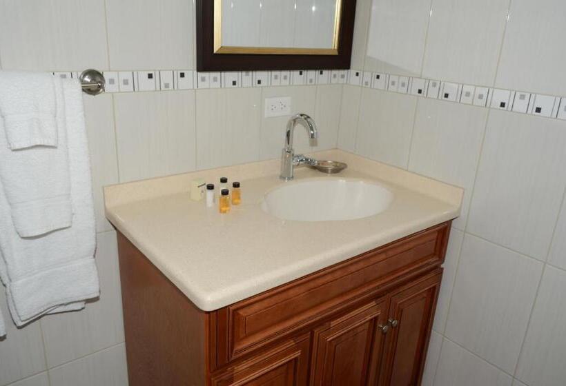 آپارتمان 1 خوابه, Kiskadee Korner