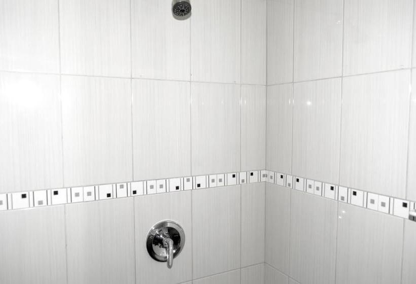 آپارتمان 1 خوابه, Kiskadee Korner