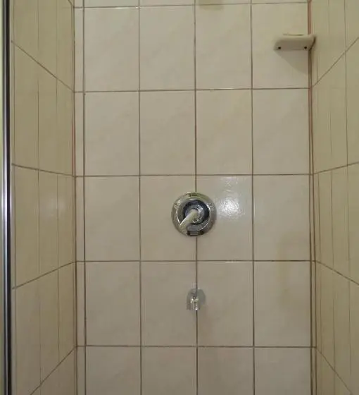 اتاق استاندارد با چشمانداز استخر, Kiskadee Korner