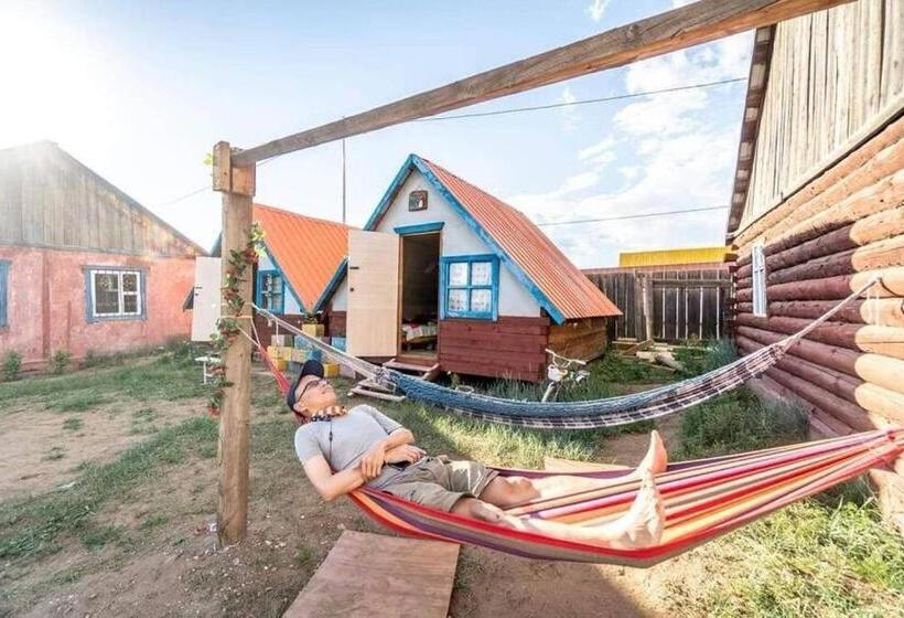 اتاق استاندارد با سرویس بهداشتی مشترک, Mountain View Guest House