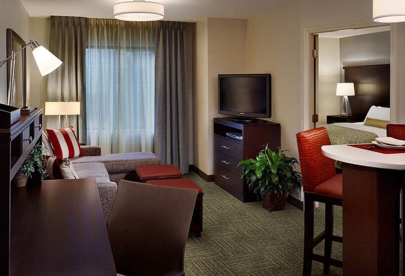 Люкс Кровать Кинг, Staybridge Suites Auburn Hills, An Ihg