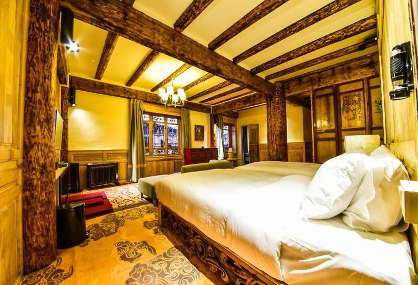 Deluxe Room, The Blue Mountains On The Moon