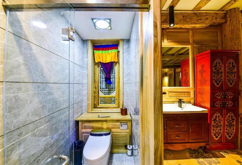 Deluxe Family Room, The Blue Mountains On The Moon