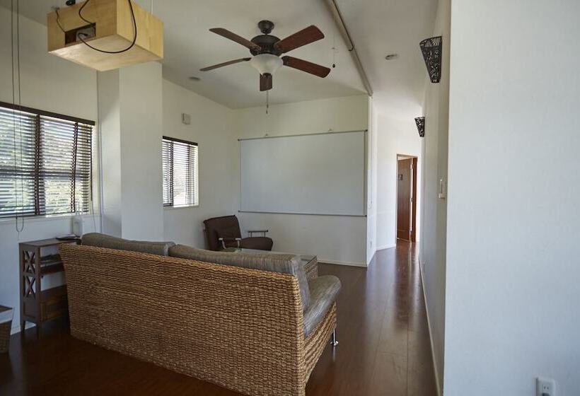 Дом 1 Спальня, Scallop Beach Condominium