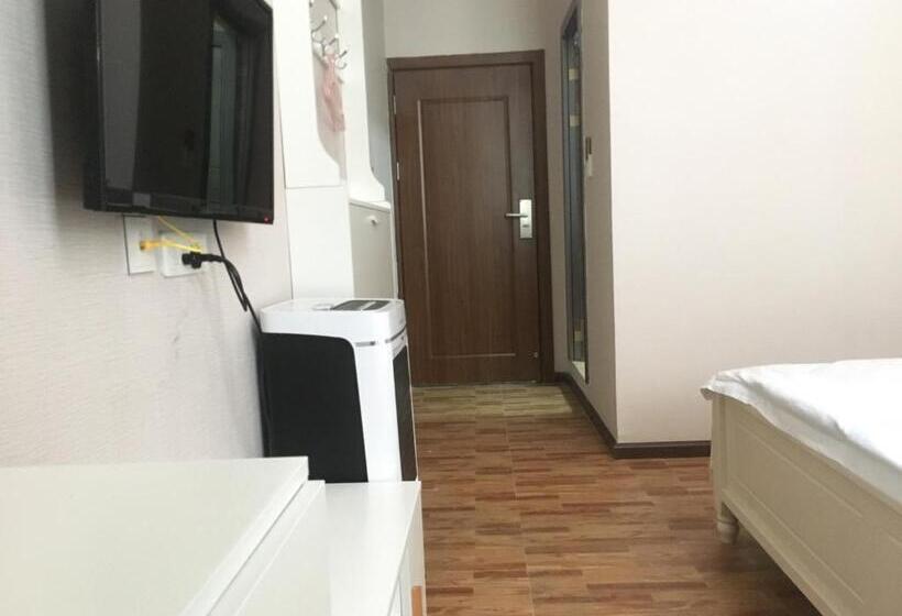 Номер Deluxe, Huakun Chain Tourist Guest House