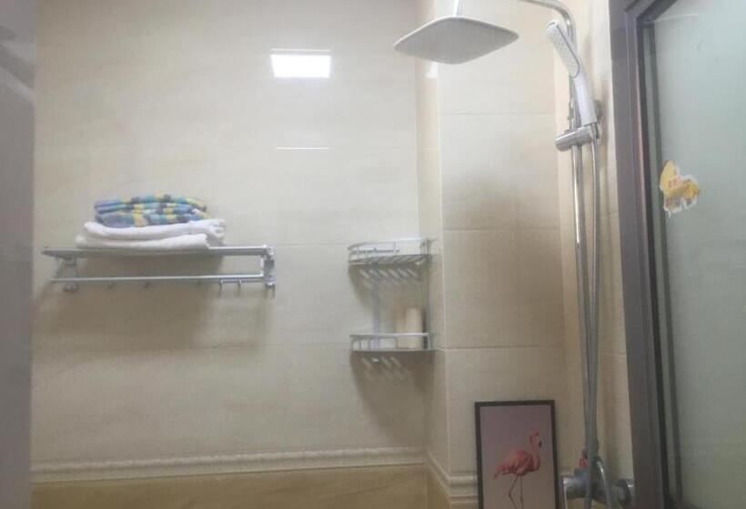 Студия Стандарт, Huakun Chain Tourist Guest House