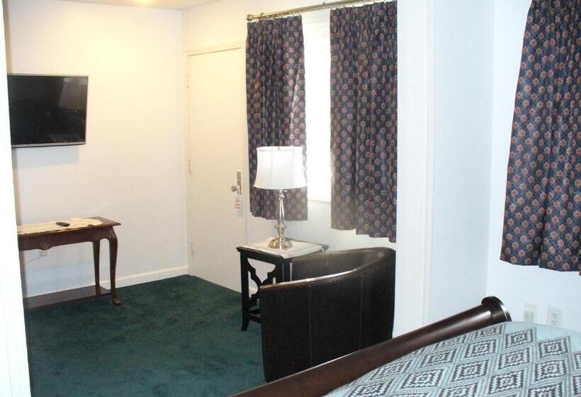 キングサイズベッドのデラックススイート, Villager Motel & Glen Manor Estate