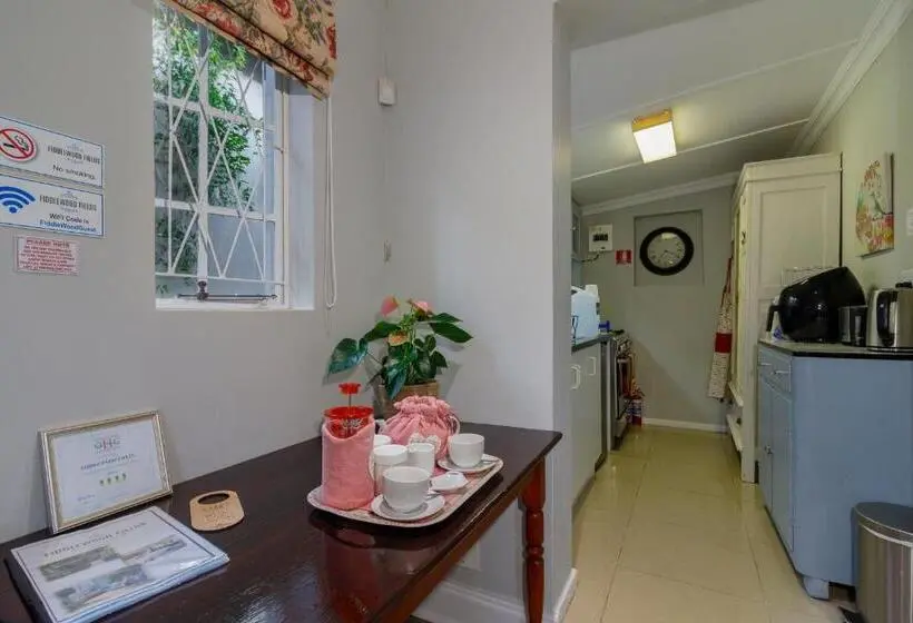 １ベッドルームハウス, Fiddlewood Fields Guest House