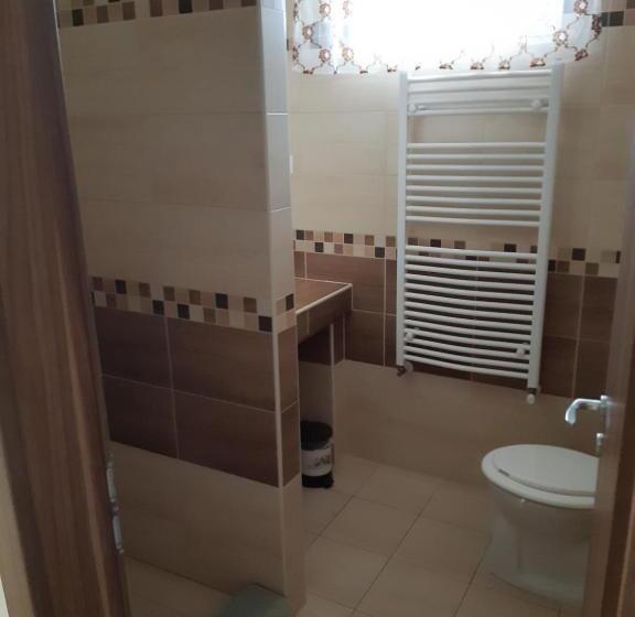 דירת חדר, M47 Vendégház Airport