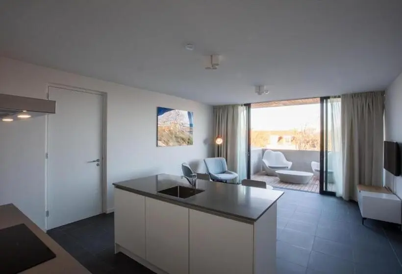 スイート, Duinhotel Tien Torens