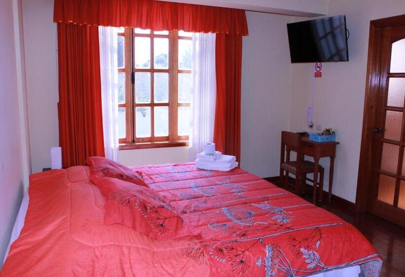 חדר דחוקס עם מיטת קינג, The House