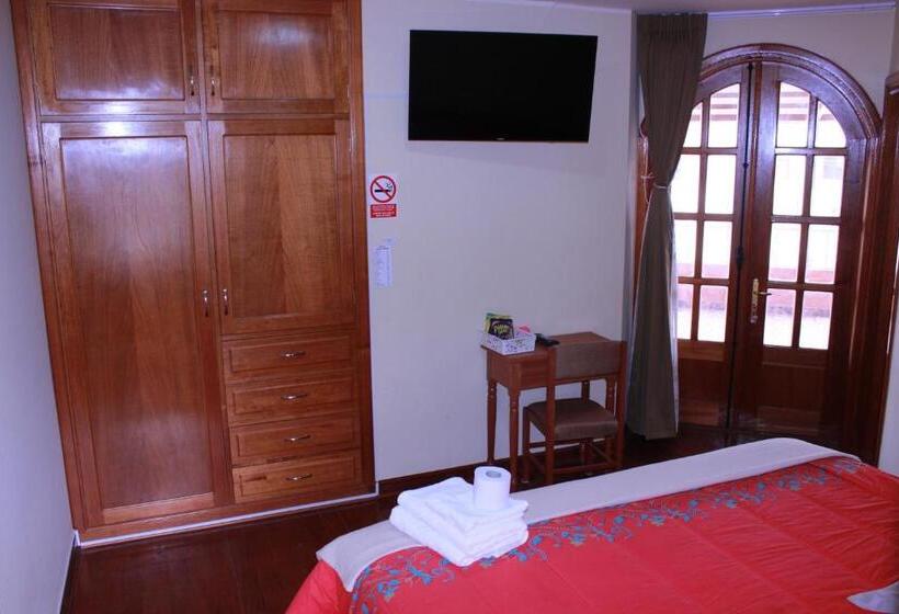 חדר דחוקס עם מיטת קינג, The House