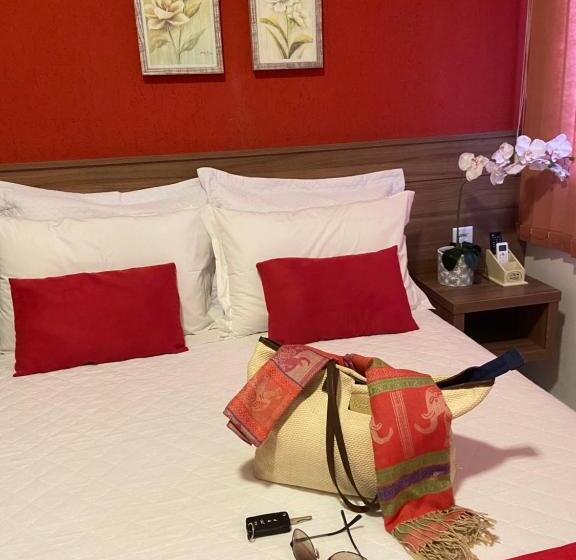 Deluxe Family Room, Pousada Natália